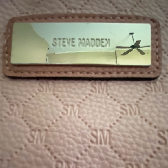 🔥CLEARANCE🔥Steve Madden Crossbody Bag - Picture 6 of 9